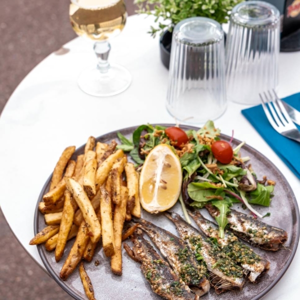 Le Restaurant - Ô minots - Brasserie Vieux port Marseille - Restaurant tapas Marseille vieux port